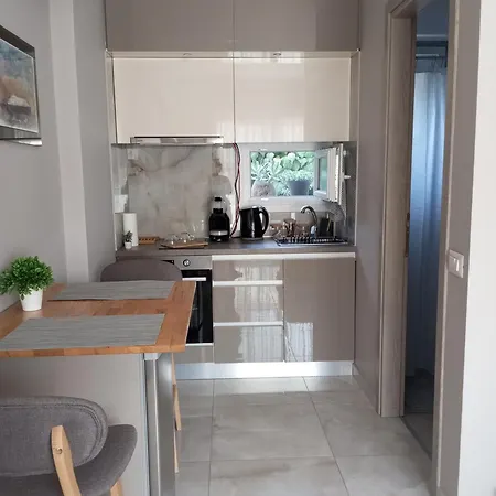 κομψό με δωρεάν πάρκινγκ