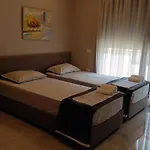 κομψό με δωρεάν πάρκινγκ *