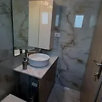 Apartamento κομψό με δωρεάν πάρκινγκ