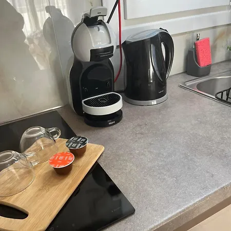 κομψό με δωρεάν πάρκινγκ Appartement Vólos